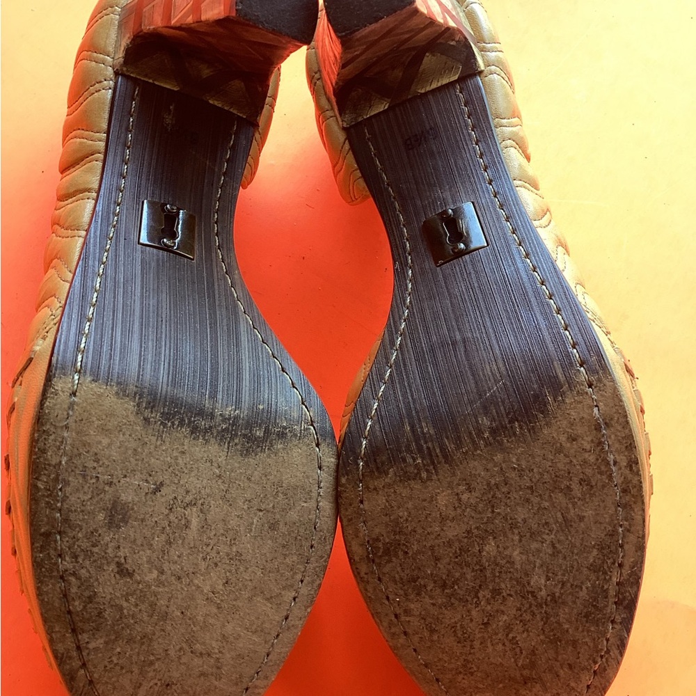 Schuler & Sons-Philadelphia pumps - Picture 6 of 8